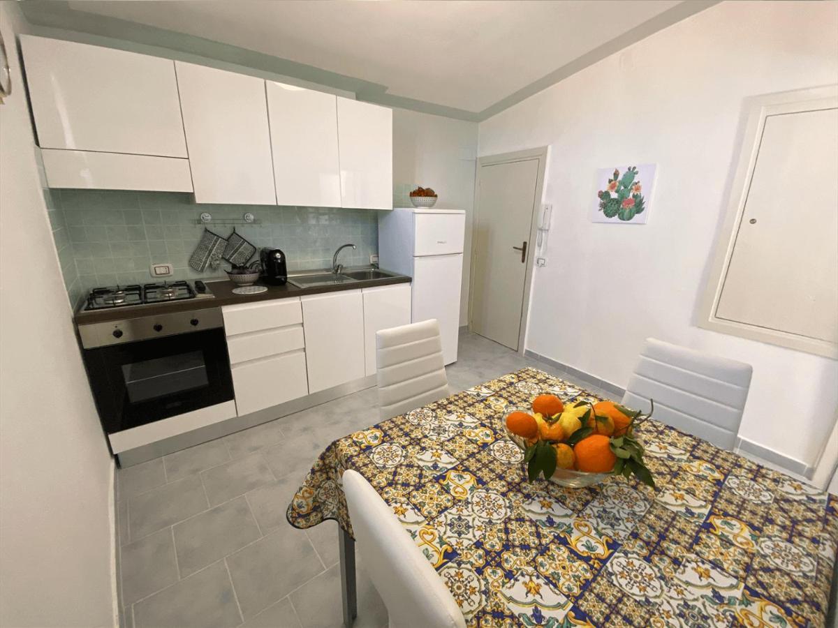 Rocksea Apartments Attic Floor 체팔루 외부 사진